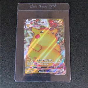Pikachu VMAX Full Art 044/185